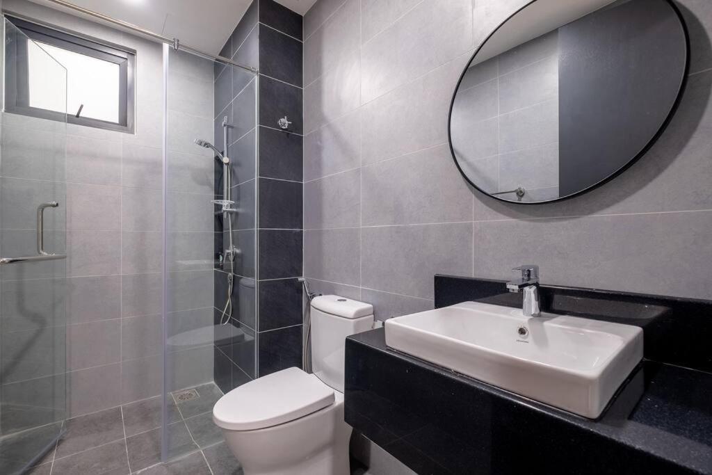 Pangsapuri Hidden Gem 3br Sunway Velocity Two 4.7km To Trx Kuala Lumpur