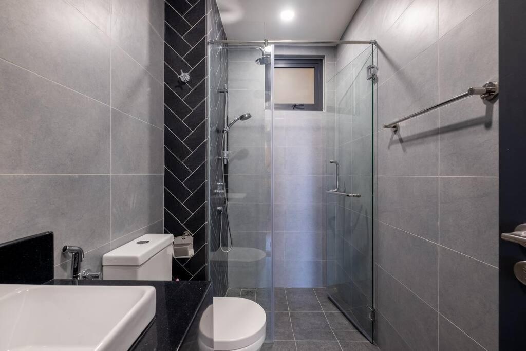 Pangsapuri Hidden Gem 3br Sunway Velocity Two 4.7km To Trx Kuala Lumpur