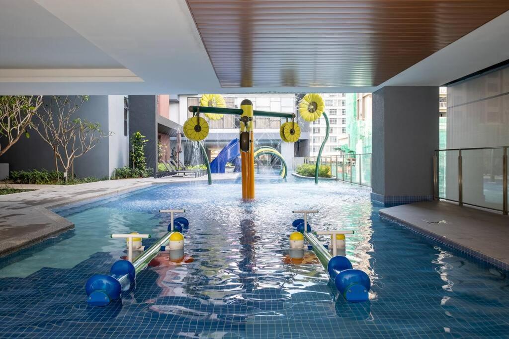 Pangsapuri Hidden Gem 3br Sunway Velocity Two 4.7km To Trx Kuala Lumpur